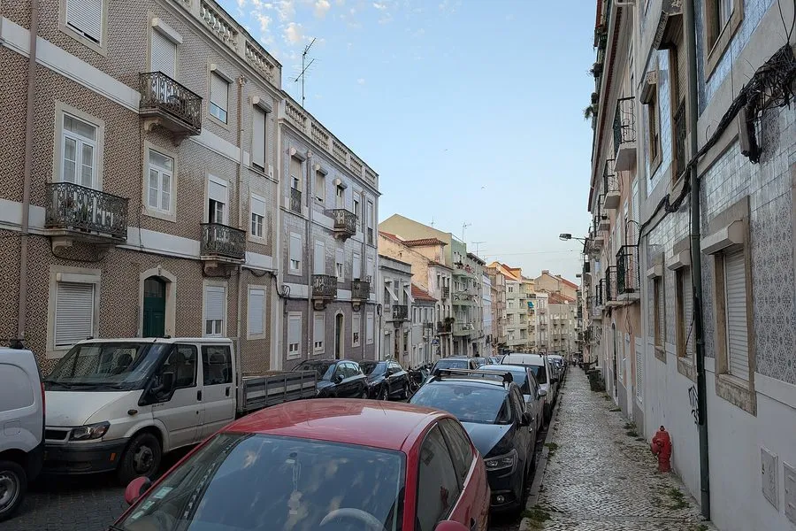Crédito da casa já só compra 94 m²: prestação em 5 cidades